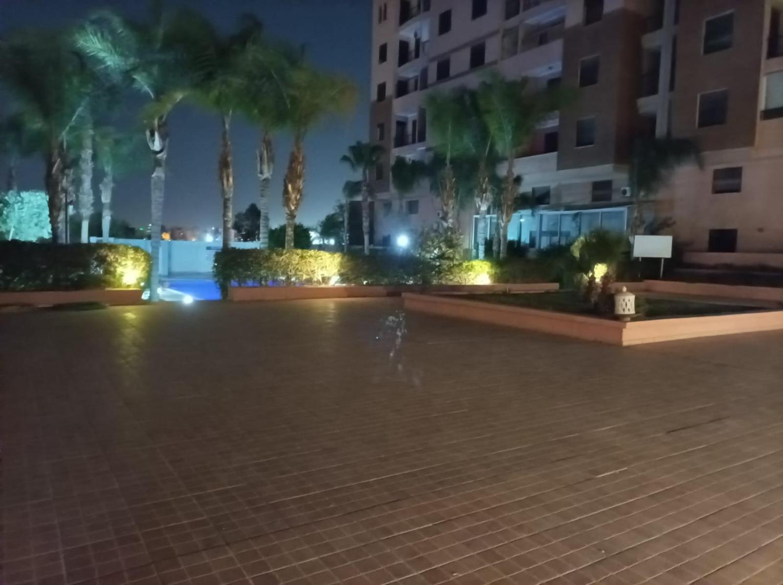 Appartement Haut Standing Vu Piscine Marrakesh Exterior photo