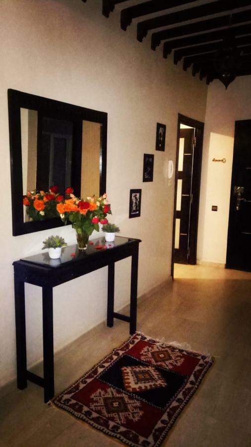 Appartement Haut Standing Vu Piscine Marrakesh Exterior photo